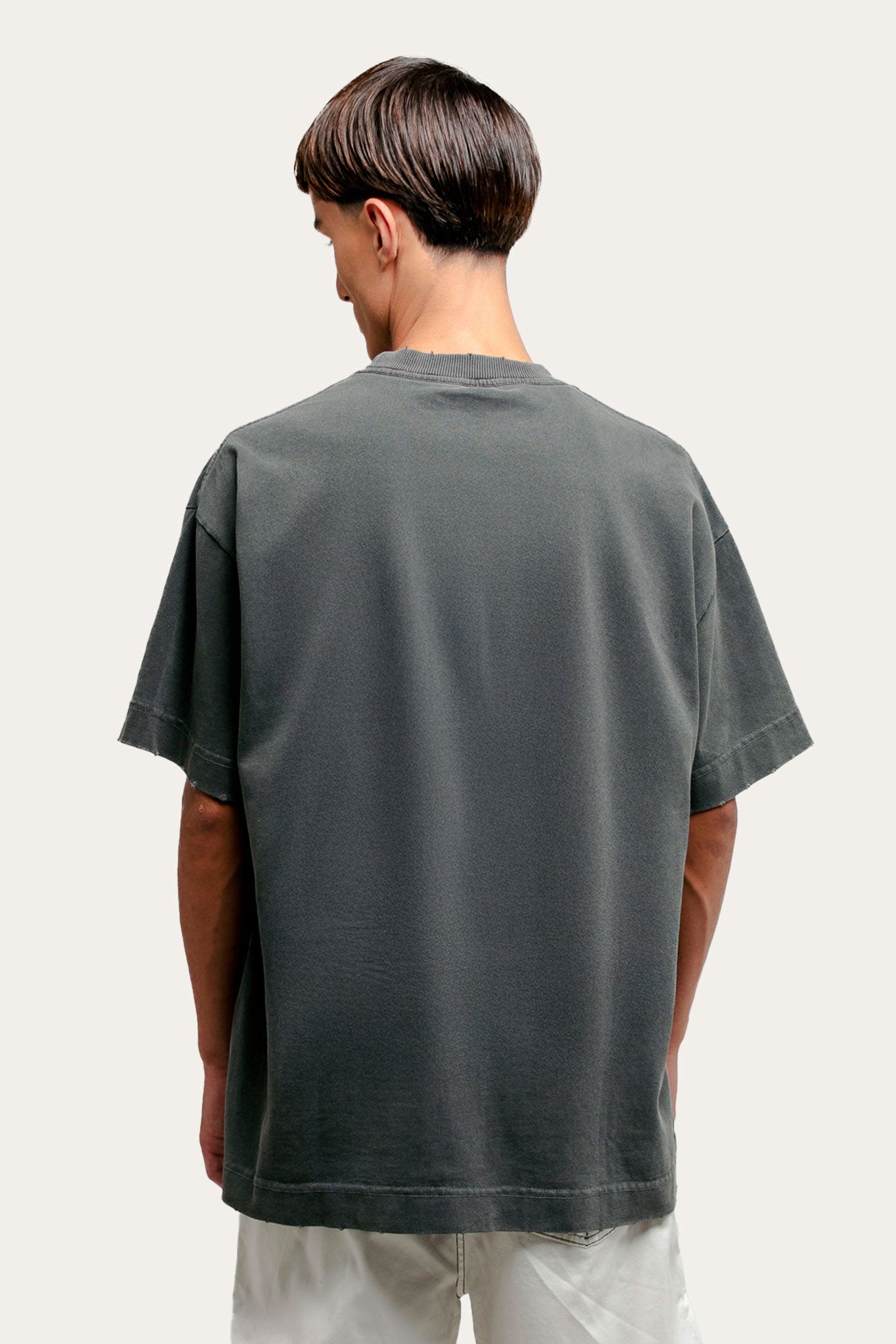 T-shirt Over Boxy " BASIC " - Cinza Estonado