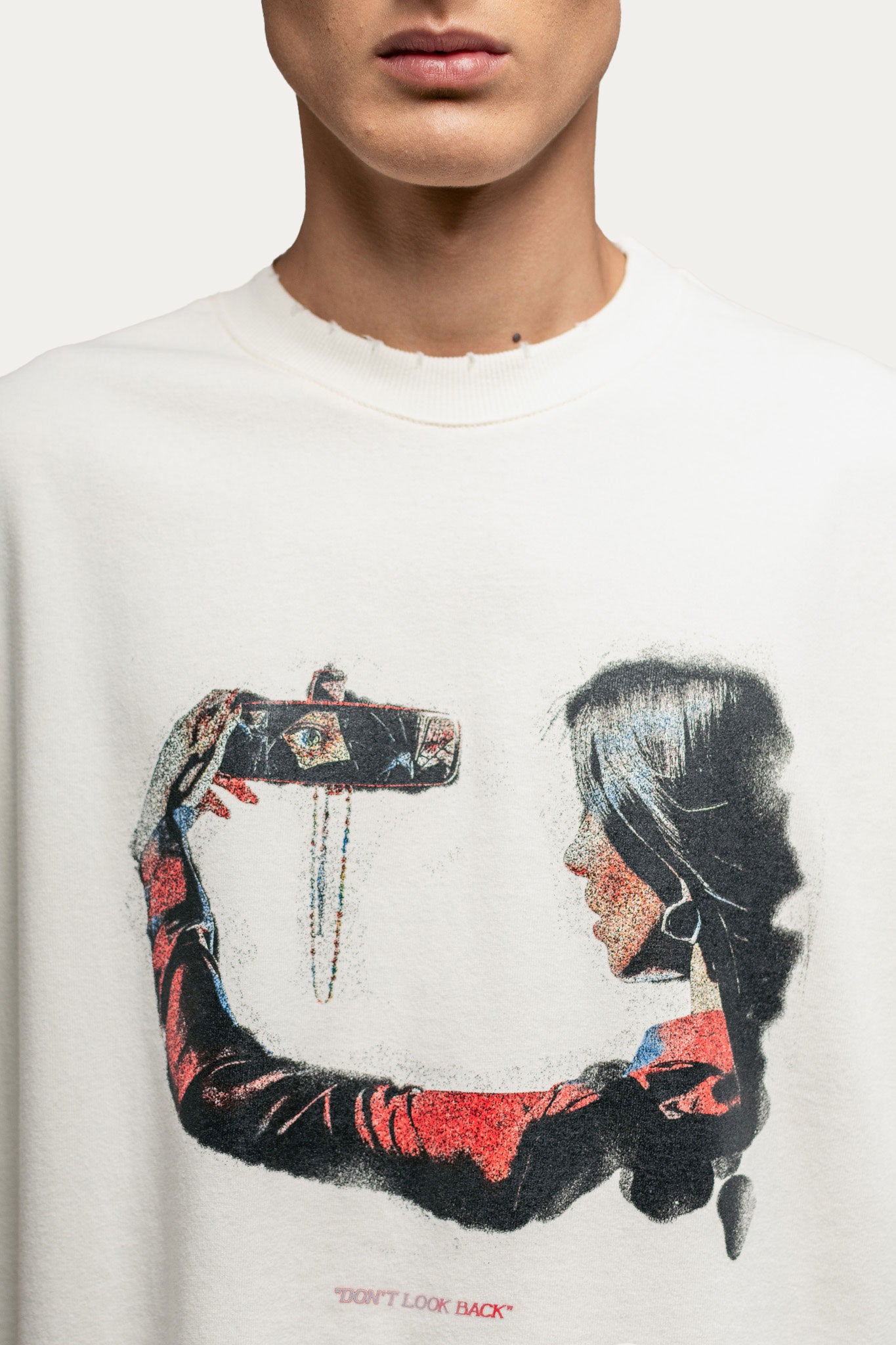 T-shirt Over Boxy " DONT LOOK BACK " - Off-White