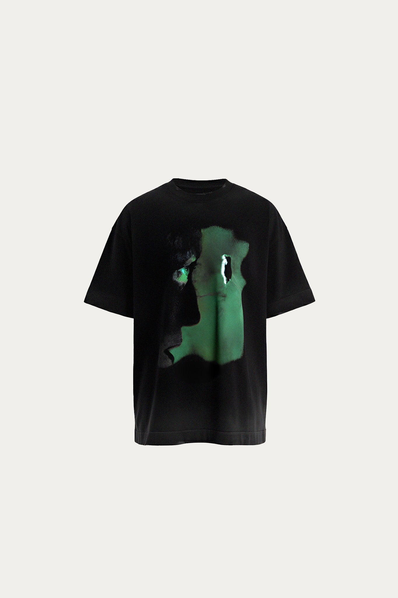 T-SHIRT OVER " CURIOUS " - PRETO