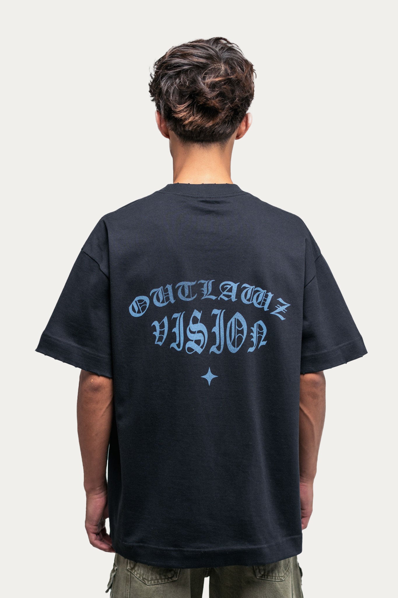 T-shirt Over Boxy " TAKE A RISK " - Preto