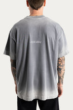 T-SHIRT OVER " SHE " - CINZA