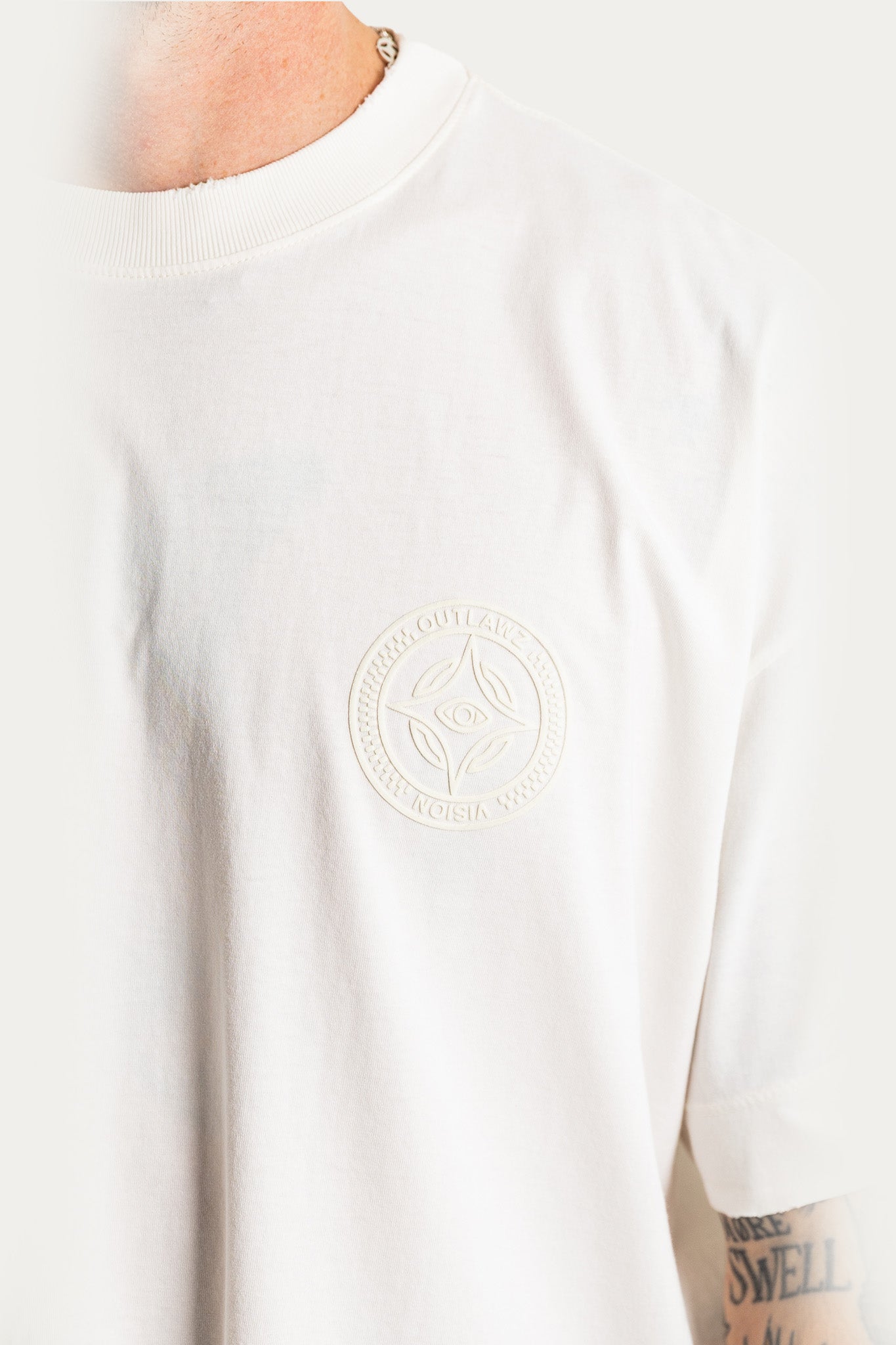 T-SHIRT OVER " SCUDO " - OFF-WHITE