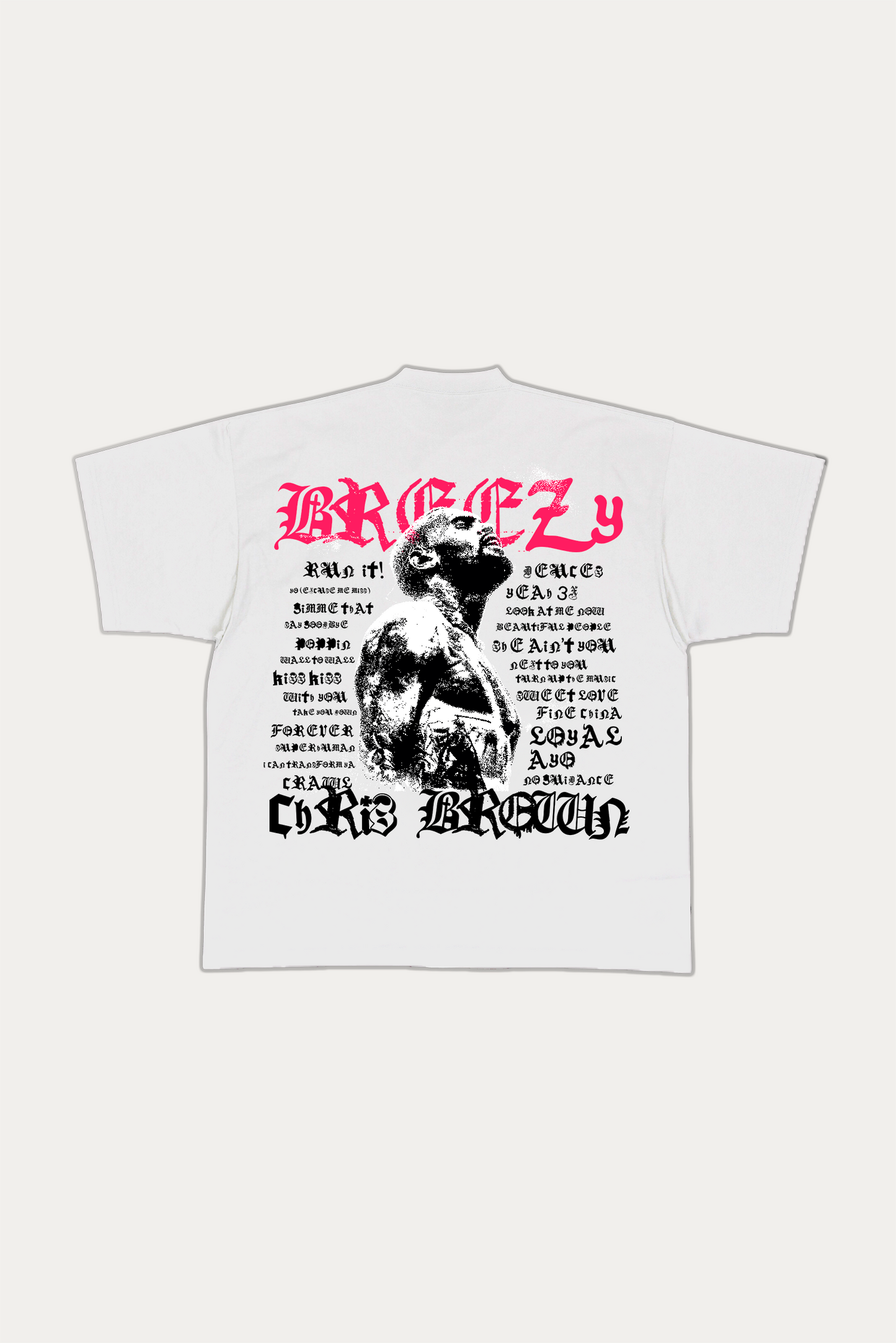 T-Shirt Over "BREEZY" - Branca