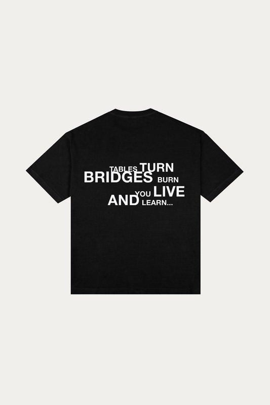T-shirt Over Boxy "BURN" - Preta
