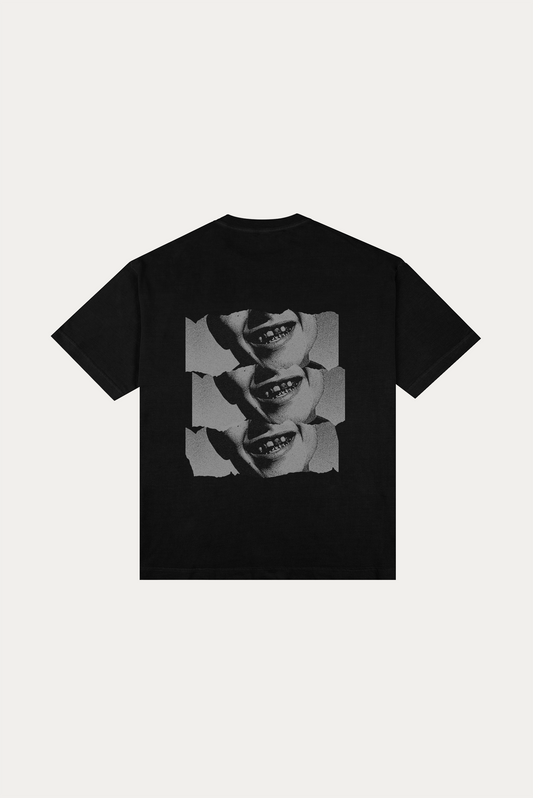 T-shirt Over Boxy "MANIFESTO" - Preto