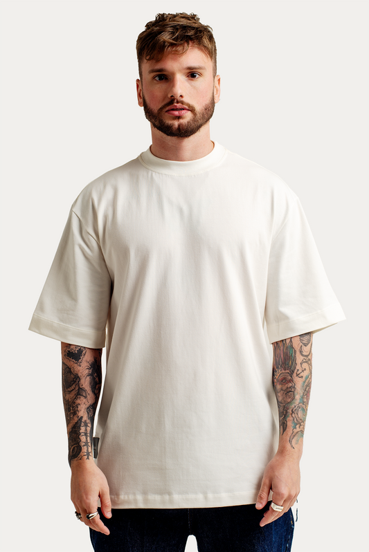 T-Shirt Over "Basic" - Off-white