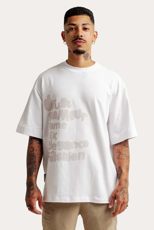 T-Shirt Over "FASHION" - Branca